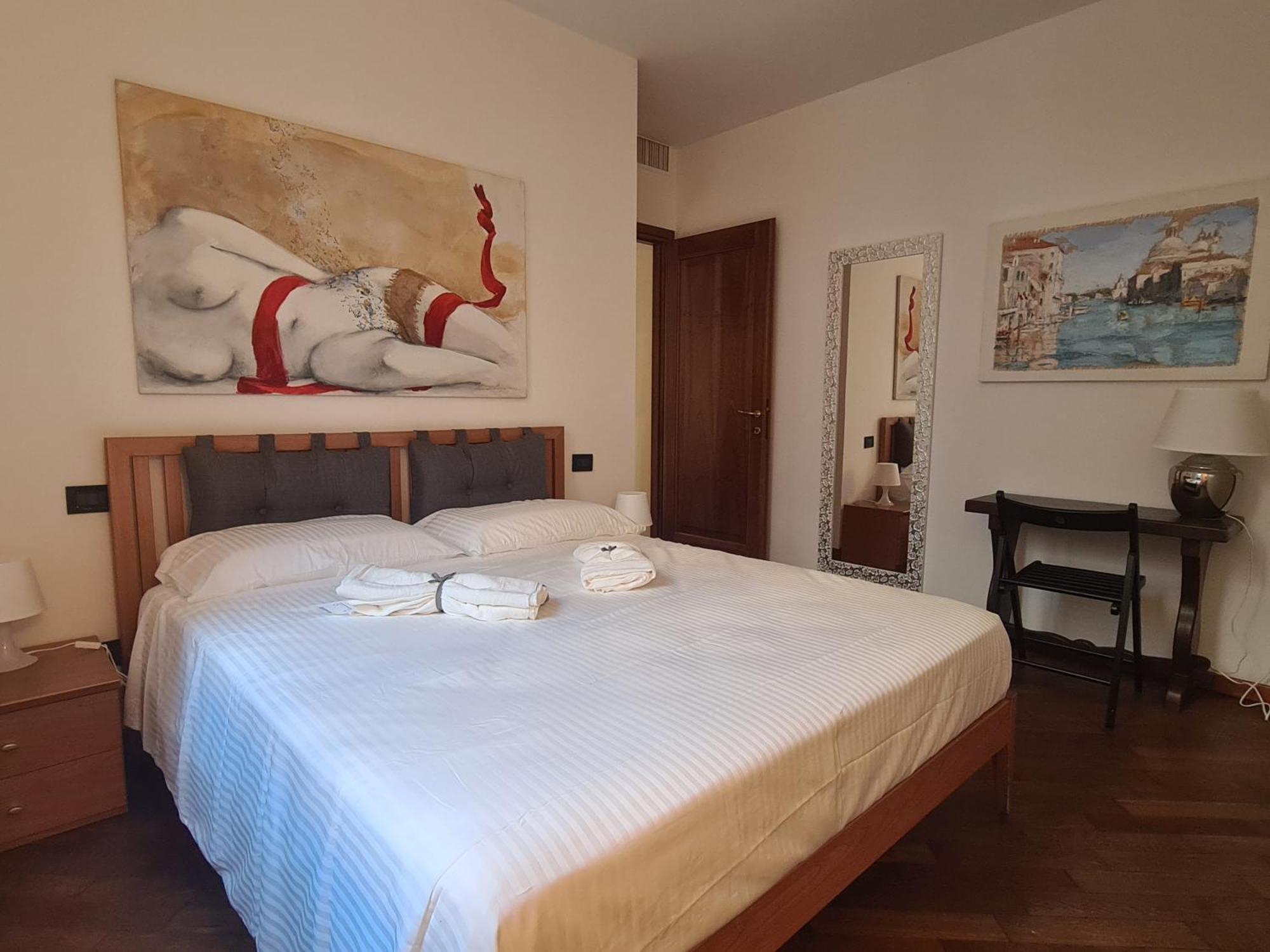 Apartment Romantico Arteeacqua In Centro *