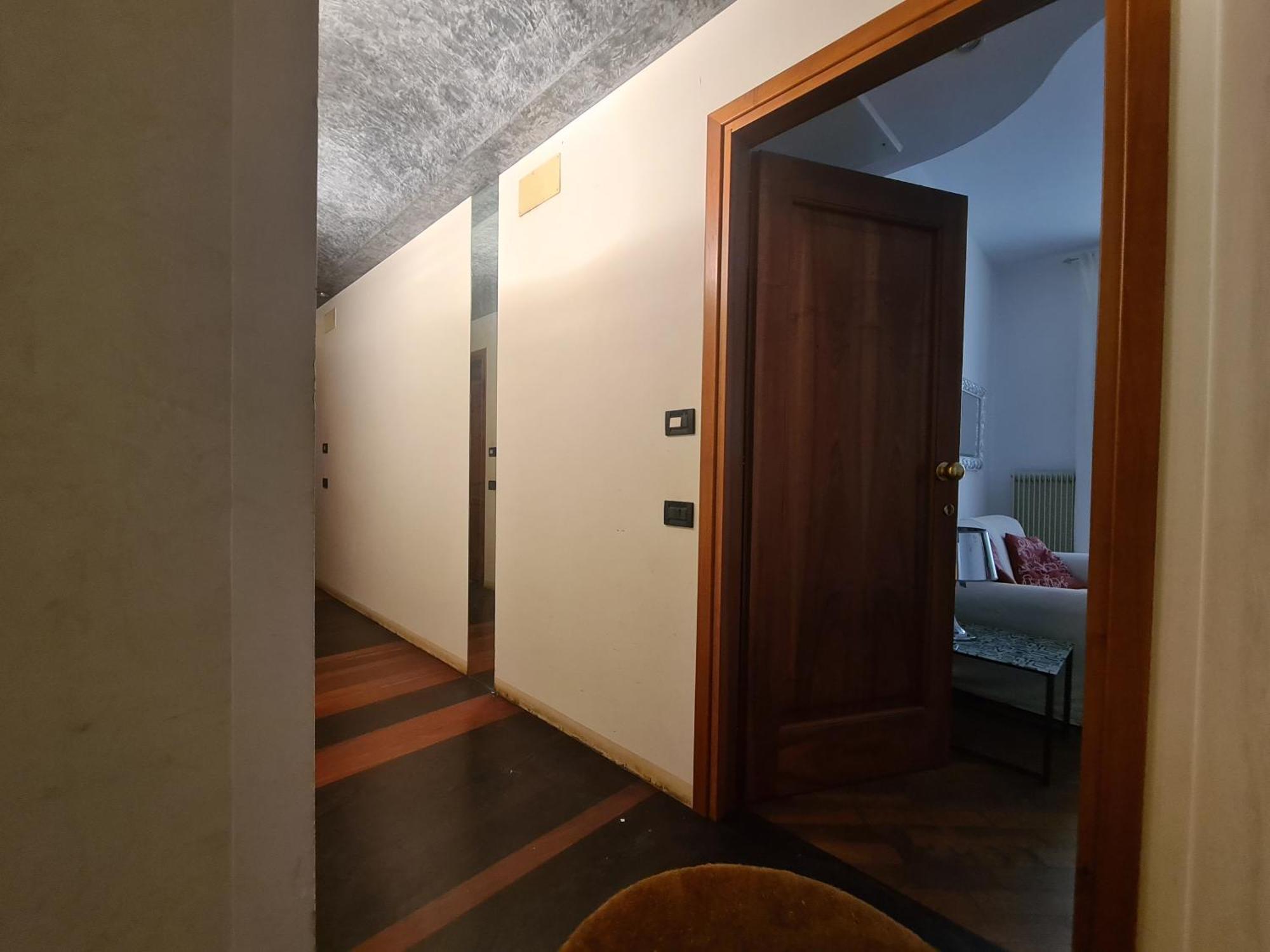 Romantico Arteeacqua In Centro Apartment